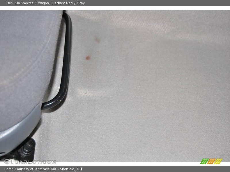 Radiant Red / Gray 2005 Kia Spectra 5 Wagon