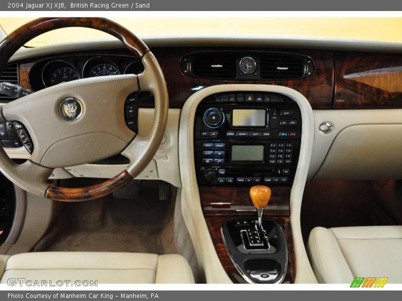 British Racing Green / Sand 2004 Jaguar XJ XJ8