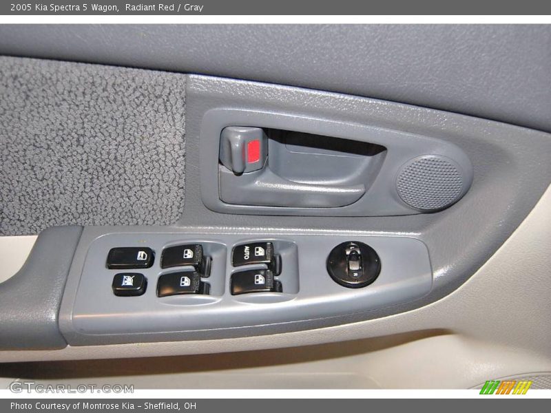 Radiant Red / Gray 2005 Kia Spectra 5 Wagon