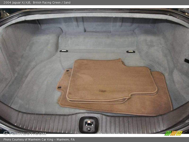 British Racing Green / Sand 2004 Jaguar XJ XJ8