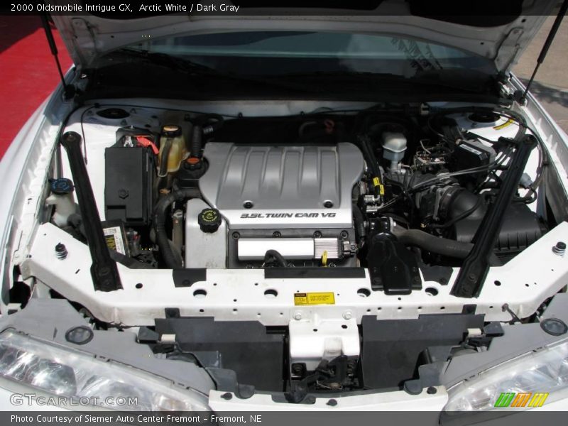 Arctic White / Dark Gray 2000 Oldsmobile Intrigue GX