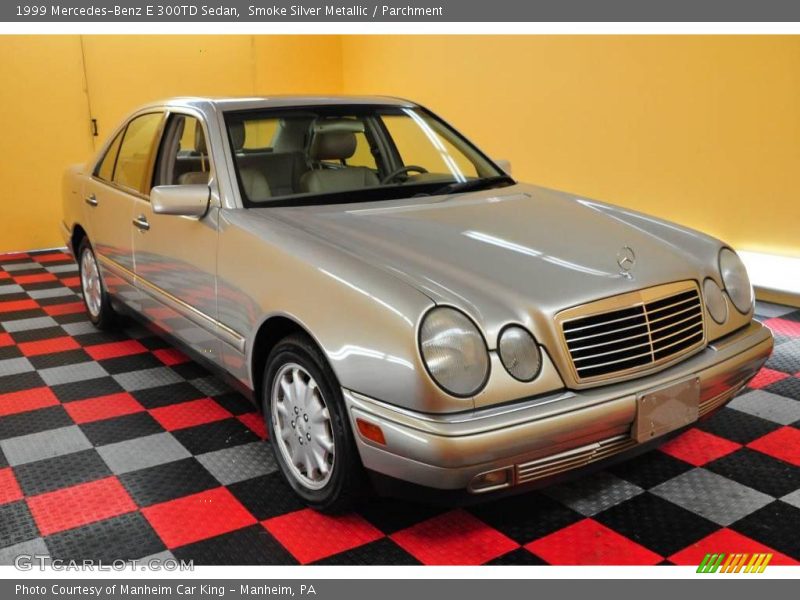 Smoke Silver Metallic / Parchment 1999 Mercedes-Benz E 300TD Sedan