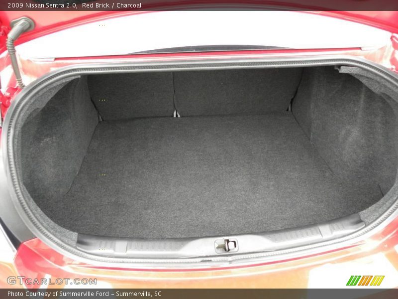Red Brick / Charcoal 2009 Nissan Sentra 2.0