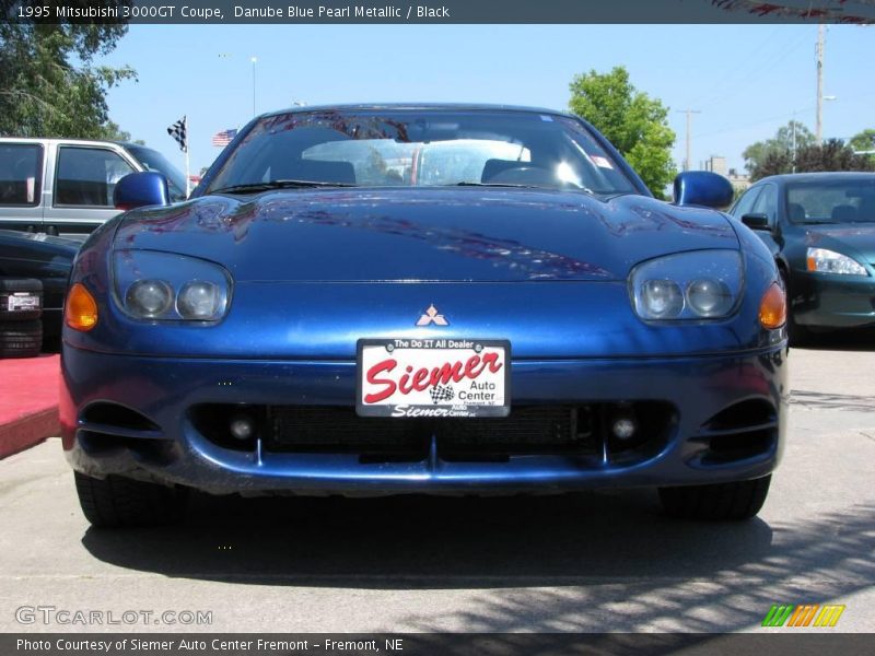 Danube Blue Pearl Metallic / Black 1995 Mitsubishi 3000GT Coupe