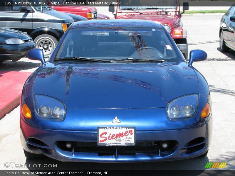 Danube Blue Pearl Metallic / Black 1995 Mitsubishi 3000GT Coupe