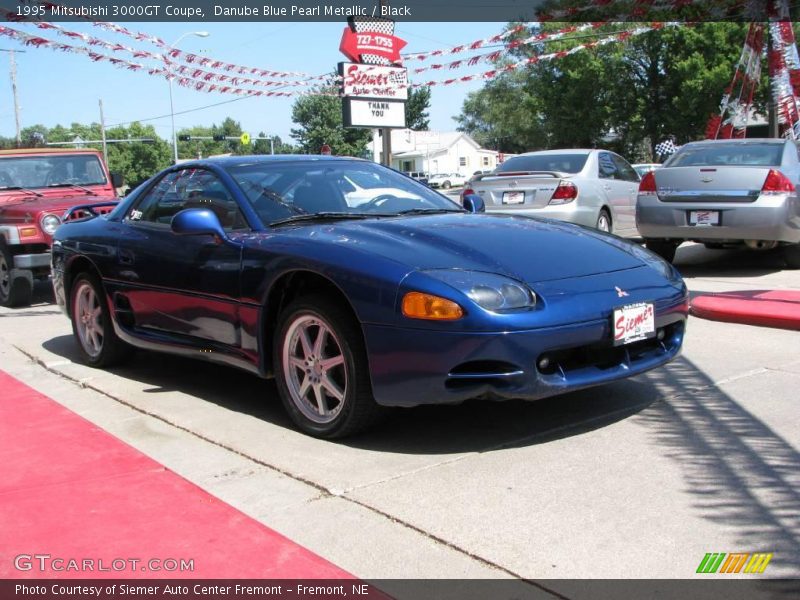 Danube Blue Pearl Metallic / Black 1995 Mitsubishi 3000GT Coupe