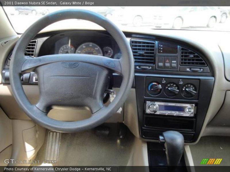 Galaxy White / Beige 2001 Daewoo Nubira SE Sedan