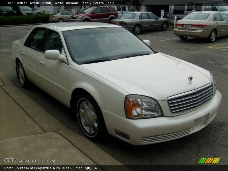 White Diamond Pearl / Neutral Shale 2002 Cadillac DeVille Sedan