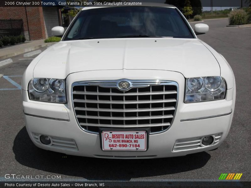 Cool Vanilla / Dark Slate Gray/Light Graystone 2006 Chrysler 300 Touring