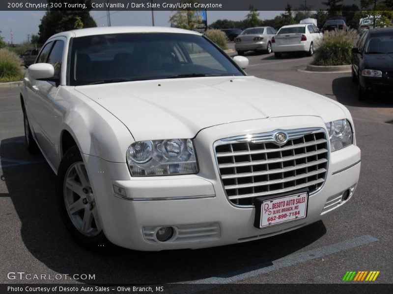 Cool Vanilla / Dark Slate Gray/Light Graystone 2006 Chrysler 300 Touring