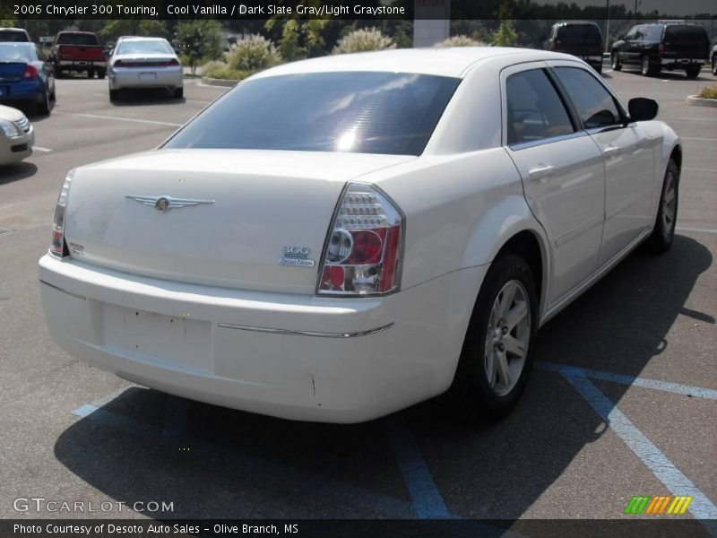 Cool Vanilla / Dark Slate Gray/Light Graystone 2006 Chrysler 300 Touring