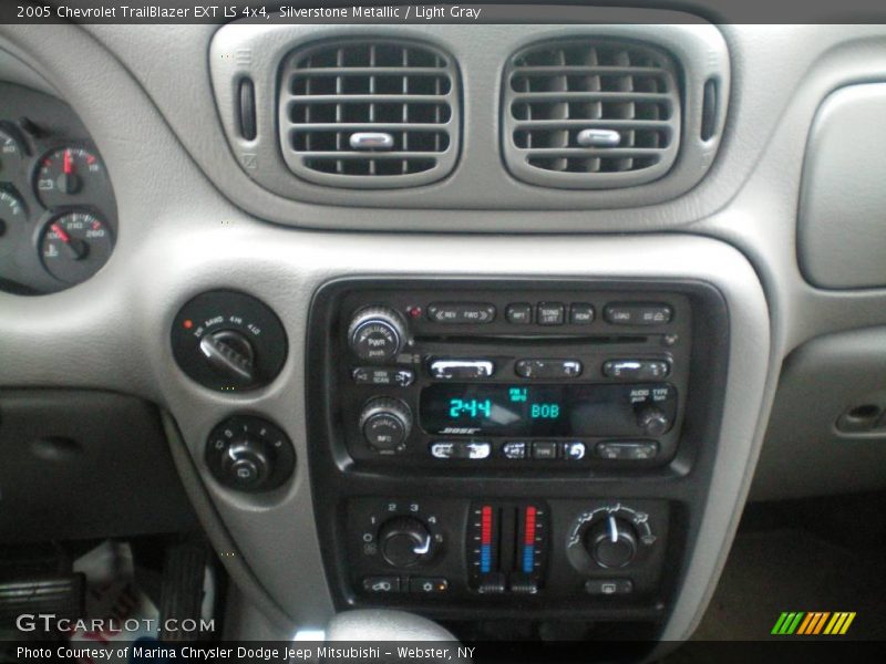 Silverstone Metallic / Light Gray 2005 Chevrolet TrailBlazer EXT LS 4x4