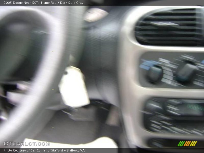 Flame Red / Dark Slate Gray 2005 Dodge Neon SXT