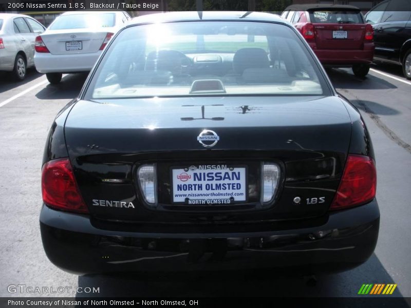 Blackout / Taupe Beige 2006 Nissan Sentra 1.8 S