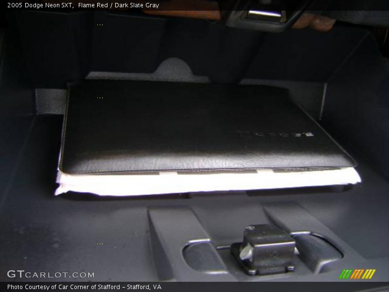 Flame Red / Dark Slate Gray 2005 Dodge Neon SXT