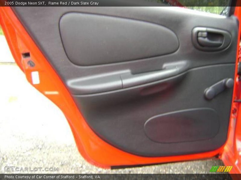 Flame Red / Dark Slate Gray 2005 Dodge Neon SXT