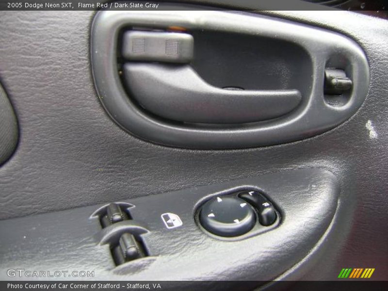 Flame Red / Dark Slate Gray 2005 Dodge Neon SXT