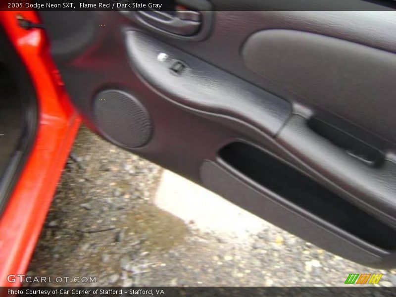 Flame Red / Dark Slate Gray 2005 Dodge Neon SXT