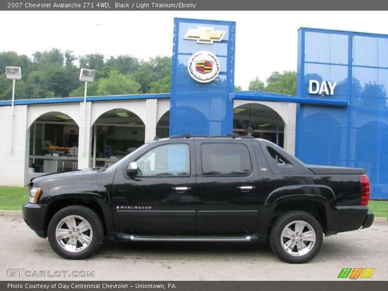 Black / Light Titanium/Ebony 2007 Chevrolet Avalanche Z71 4WD