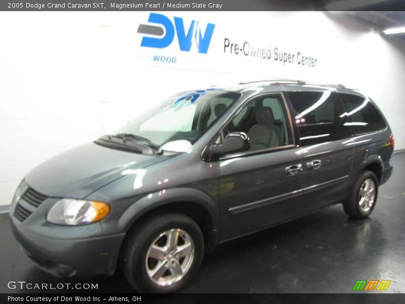 Magnesium Pearl / Medium Slate Gray 2005 Dodge Grand Caravan SXT