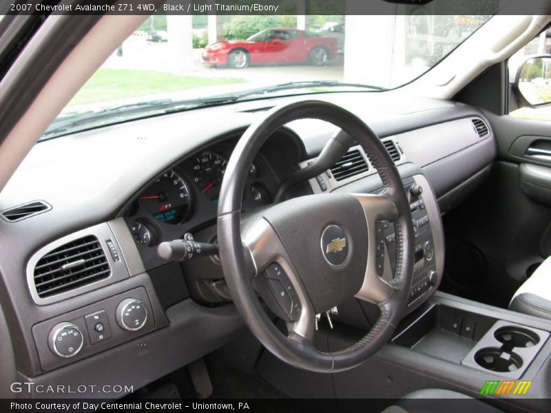 Black / Light Titanium/Ebony 2007 Chevrolet Avalanche Z71 4WD