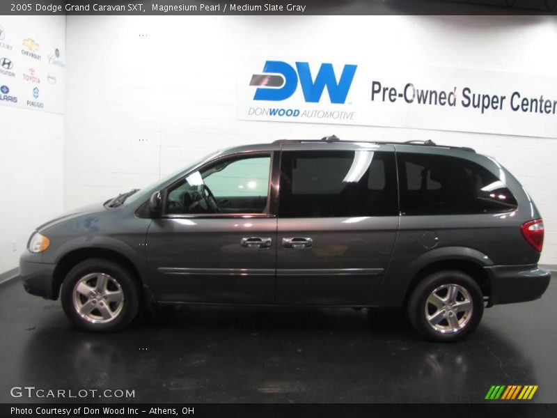 Magnesium Pearl / Medium Slate Gray 2005 Dodge Grand Caravan SXT