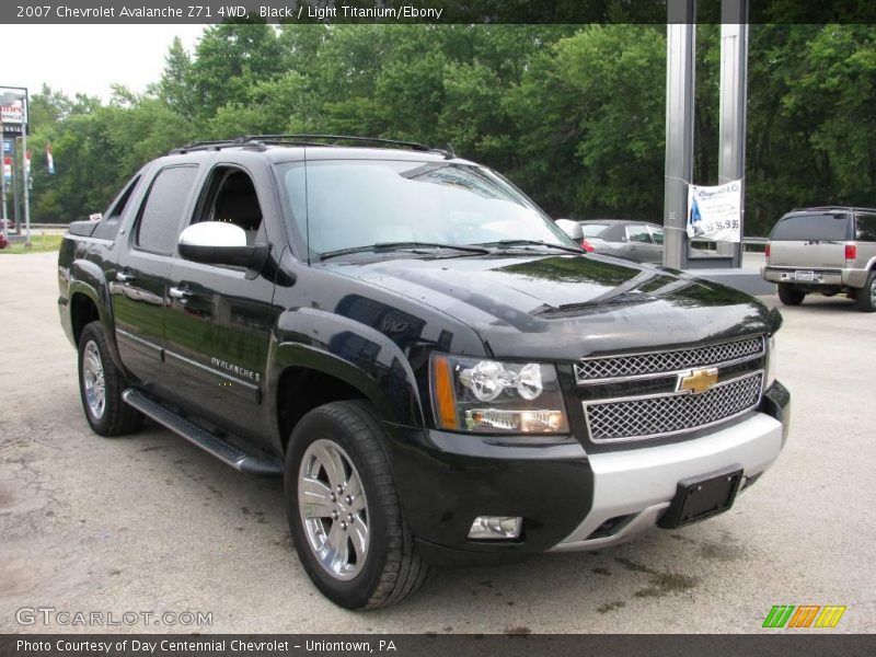 Black / Light Titanium/Ebony 2007 Chevrolet Avalanche Z71 4WD
