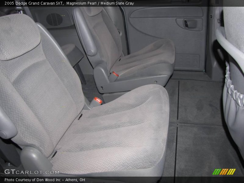 Magnesium Pearl / Medium Slate Gray 2005 Dodge Grand Caravan SXT