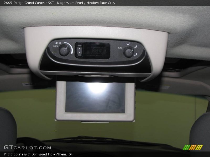 Magnesium Pearl / Medium Slate Gray 2005 Dodge Grand Caravan SXT