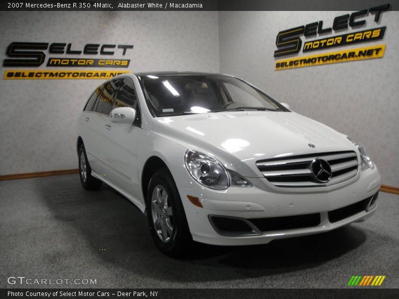 Alabaster White / Macadamia 2007 Mercedes-Benz R 350 4Matic