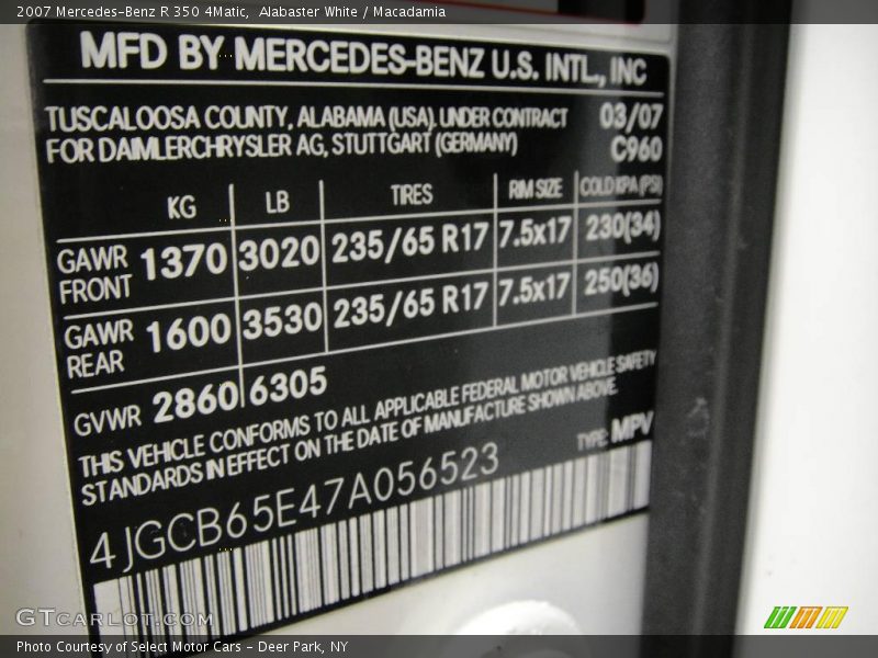 Alabaster White / Macadamia 2007 Mercedes-Benz R 350 4Matic