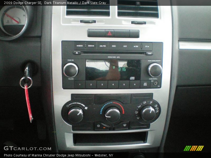 Dark Titanium Metallic / Dark Slate Gray 2009 Dodge Charger SE