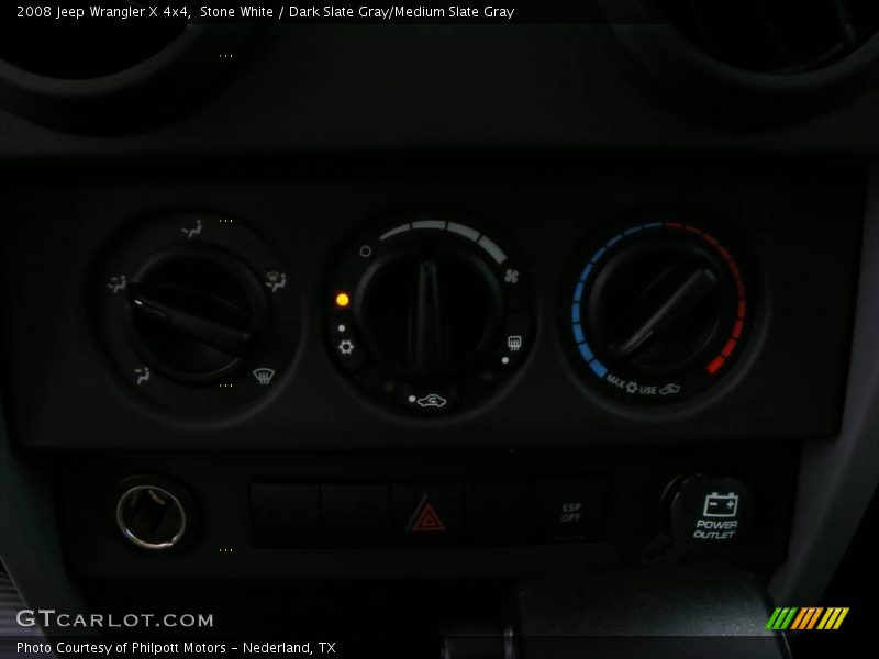 Stone White / Dark Slate Gray/Medium Slate Gray 2008 Jeep Wrangler X 4x4