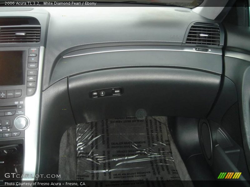 White Diamond Pearl / Ebony 2006 Acura TL 3.2