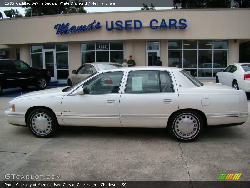 White Diamond / Neutral Shale 1999 Cadillac DeVille Sedan