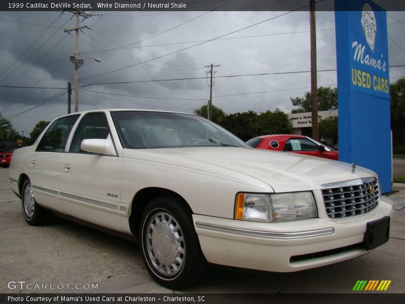 White Diamond / Neutral Shale 1999 Cadillac DeVille Sedan
