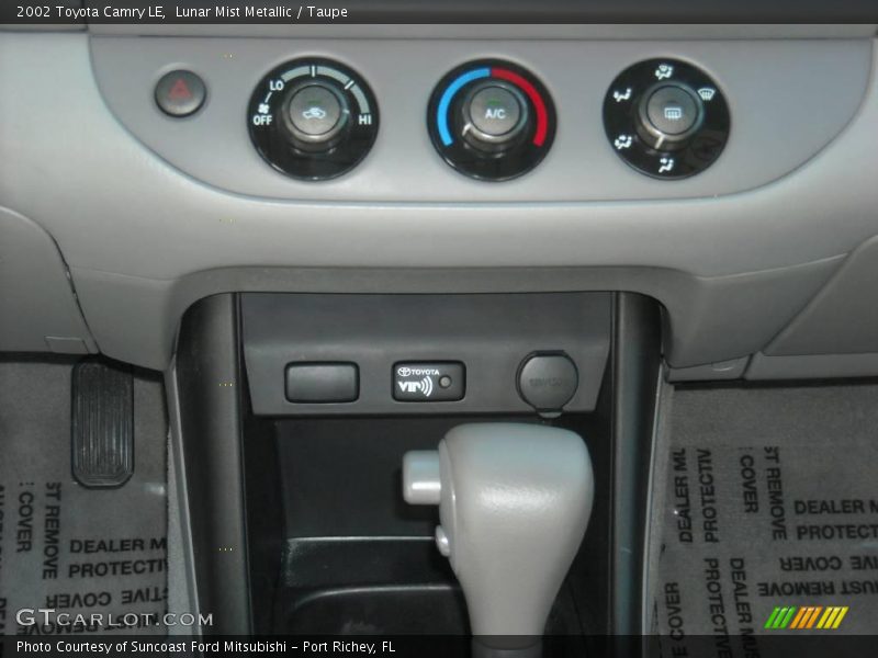 Lunar Mist Metallic / Taupe 2002 Toyota Camry LE