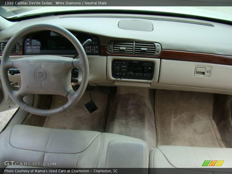 White Diamond / Neutral Shale 1999 Cadillac DeVille Sedan