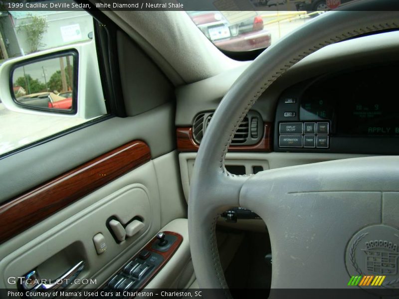 White Diamond / Neutral Shale 1999 Cadillac DeVille Sedan