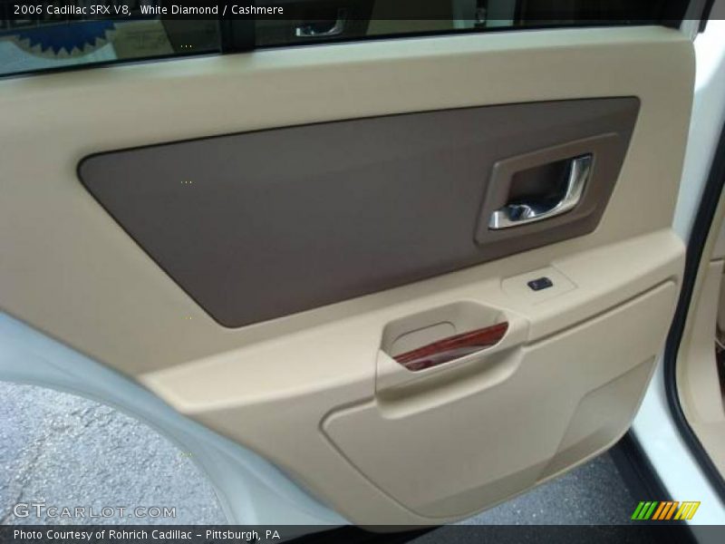White Diamond / Cashmere 2006 Cadillac SRX V8