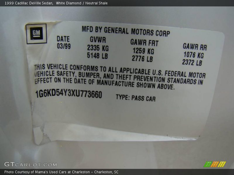 White Diamond / Neutral Shale 1999 Cadillac DeVille Sedan