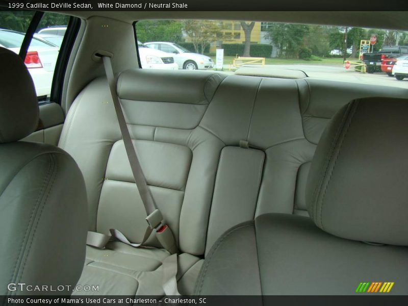 White Diamond / Neutral Shale 1999 Cadillac DeVille Sedan