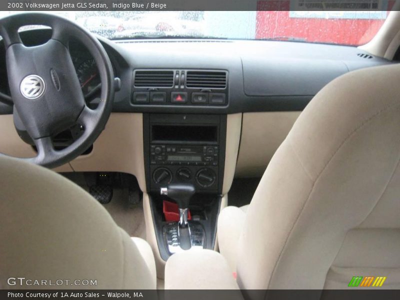 Indigo Blue / Beige 2002 Volkswagen Jetta GLS Sedan