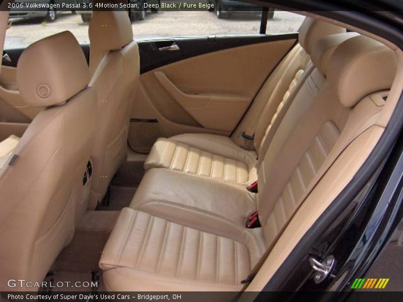Deep Black / Pure Beige 2006 Volkswagen Passat 3.6 4Motion Sedan