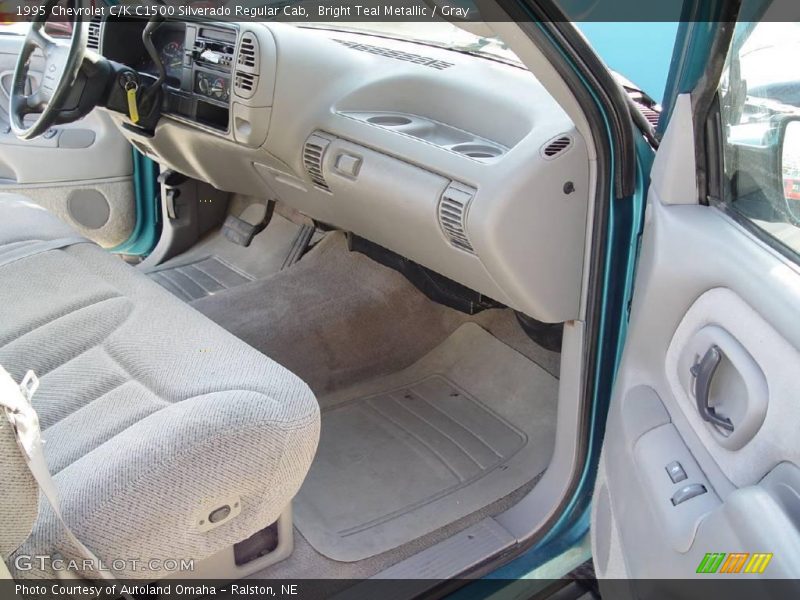 Bright Teal Metallic / Gray 1995 Chevrolet C/K C1500 Silverado Regular Cab