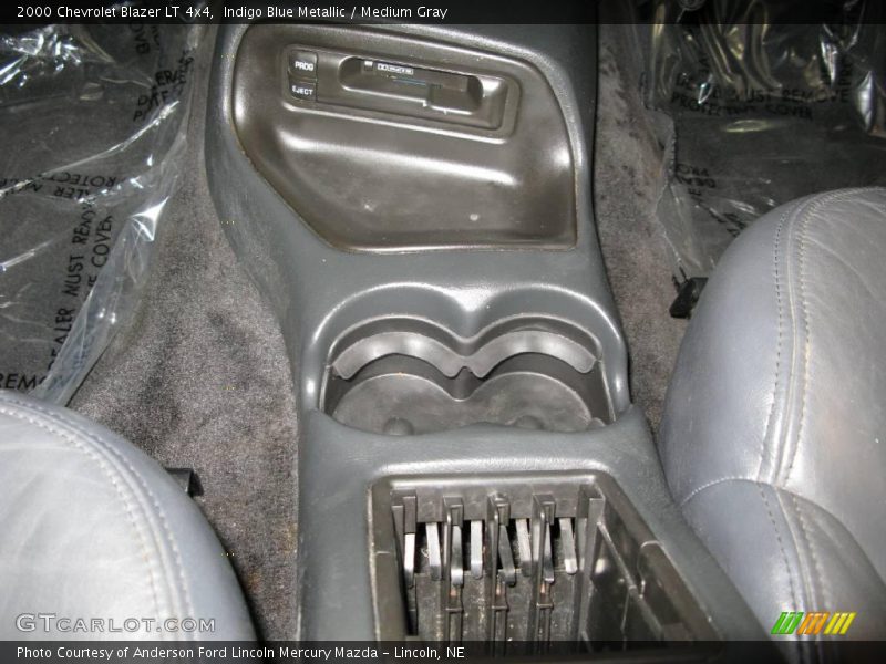 Indigo Blue Metallic / Medium Gray 2000 Chevrolet Blazer LT 4x4
