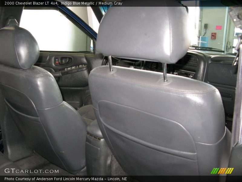 Indigo Blue Metallic / Medium Gray 2000 Chevrolet Blazer LT 4x4