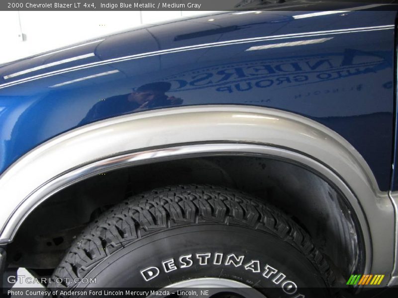 Indigo Blue Metallic / Medium Gray 2000 Chevrolet Blazer LT 4x4