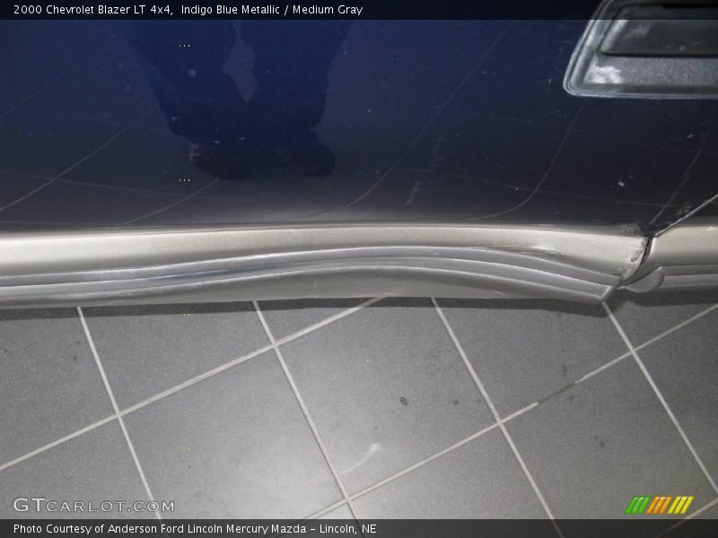 Indigo Blue Metallic / Medium Gray 2000 Chevrolet Blazer LT 4x4