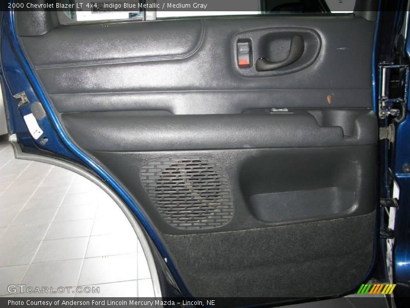 Indigo Blue Metallic / Medium Gray 2000 Chevrolet Blazer LT 4x4